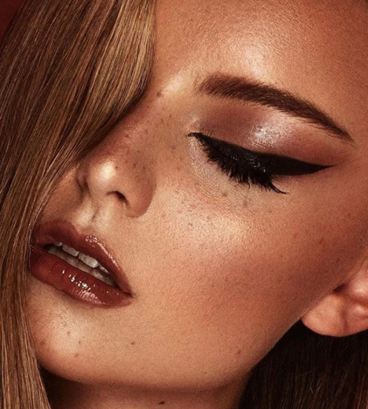 eyeliner