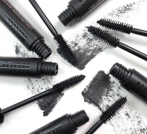 mascara