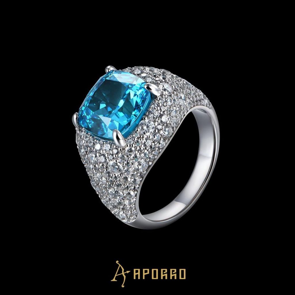 Dimond finger ring